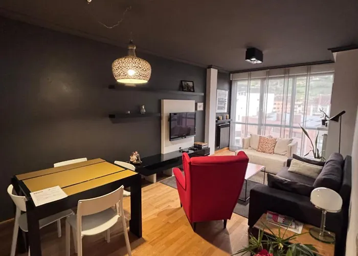 公寓 Naranco 奥维耶多